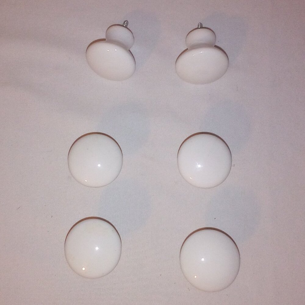 (6) Mid Century Modern Ceramic Drawer Pull Knobs: Vintage. 1961